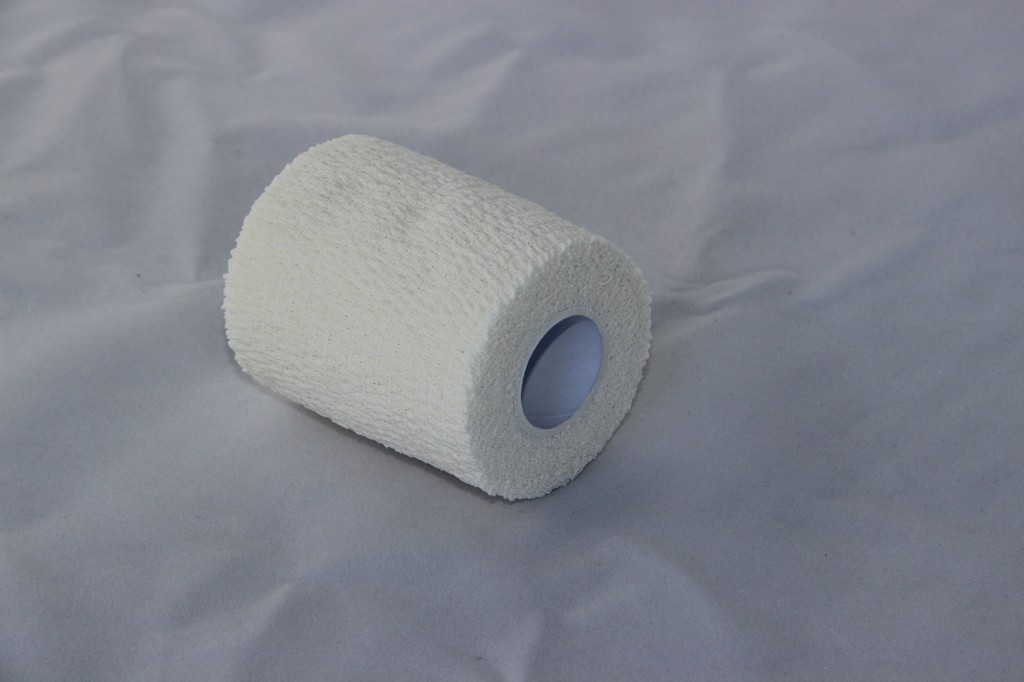 China Porous Latex - Free Cotton Elastic Adhesive Bandage wholesale