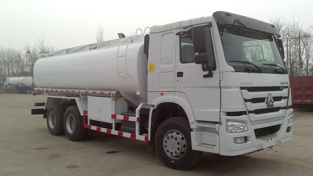 China Fuel Tank Truck Howo 6*4 Chassis wholesale