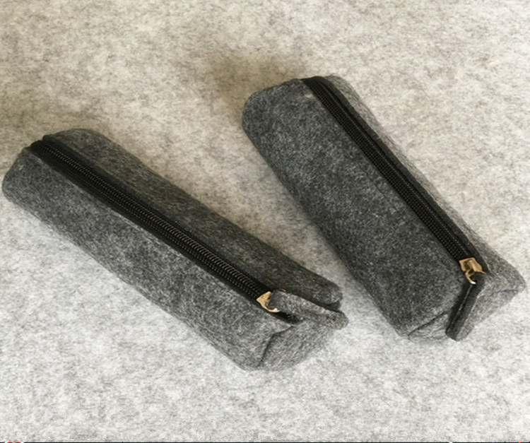 China Promotional zipper round felt pencil pouch/ pencil cases. size:20cm*6.5cm 2mm felt material. wholesale