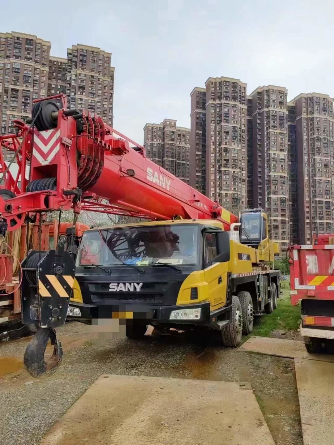 China Heavy Duty Used Truck Crane Used Sany 50 Ton Crane STC500E5 16m Jib Length wholesale