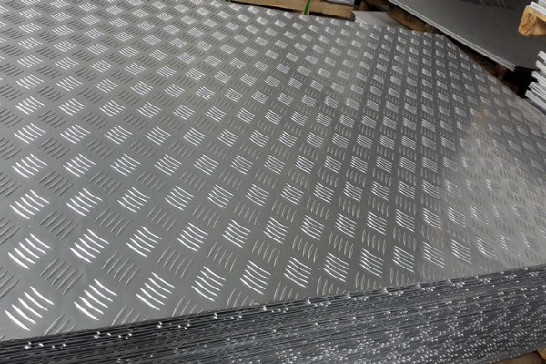 China 24-In X 48-In Aluminum Tread Plate Sheet Metal Polished Anodized Sublimation 1060 5052 wholesale