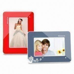 China 7-inch Digital Photo Frame with 800 x 480 Pixels Resolution, and G-sensor Function wholesale