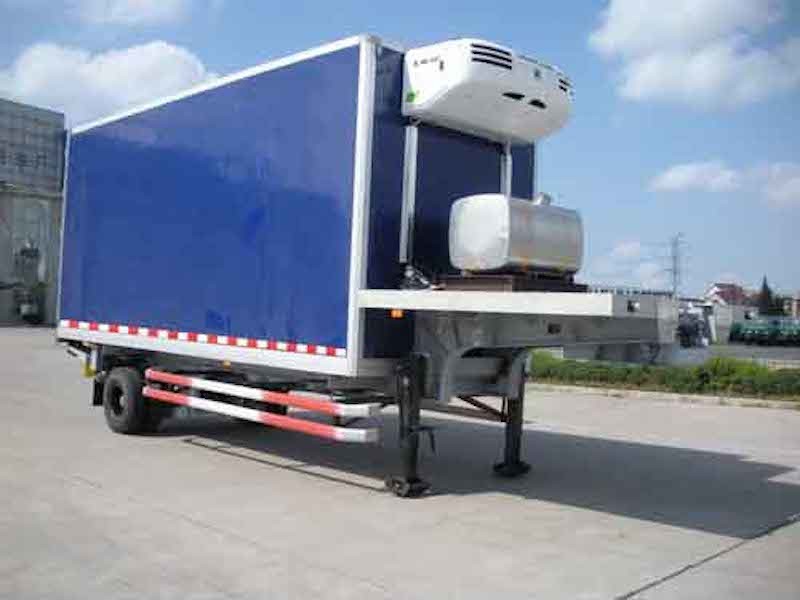 China 8600mm 1 axle Koegel FRP+PU+FRP composite Refrigerated semi-trailer	 9061XLC wholesale