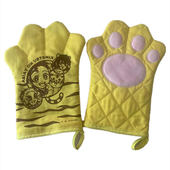China New Design Cartoon Tiger Paw Cotton Oven Gloves Heat Resistant For Baking wholesale