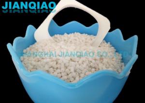 China 30% Of The Fiberglass Reinforced Polycarbonate Granules , Moldable Plastic Beads Colors Customized wholesale