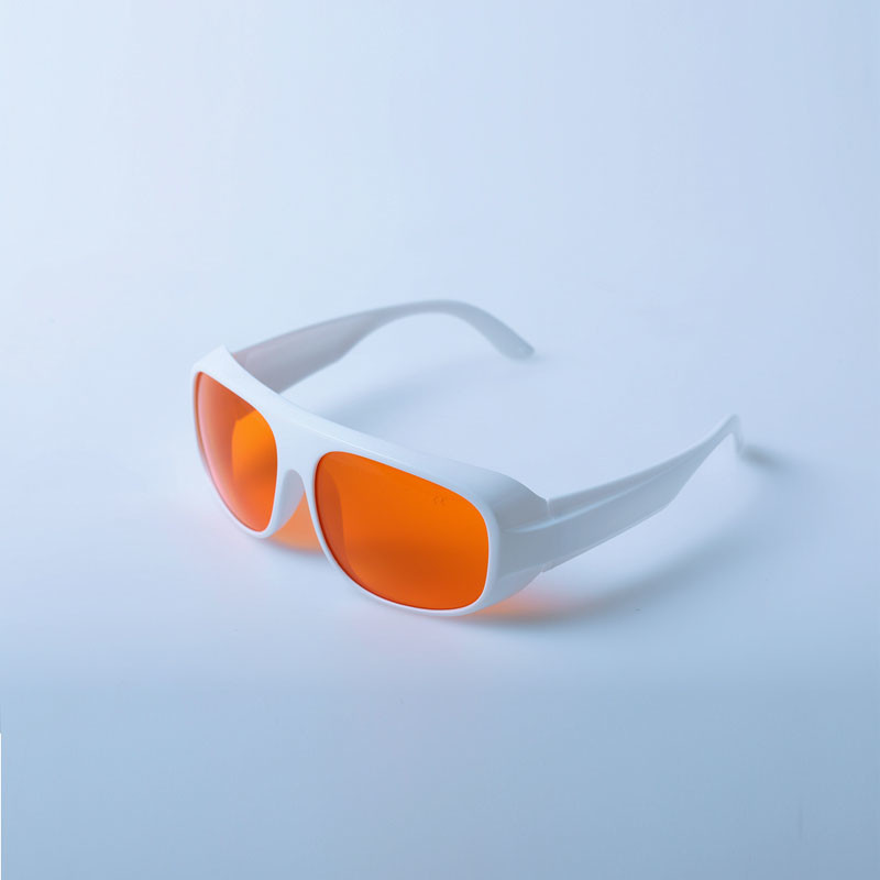 China Laser Safety Glasses OD5 Green Laser Protection Eyewear 450nm wholesale
