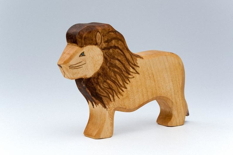 China No Burrs Handmade Wooden Animals , Waldorf Wood Carved Lion wholesale