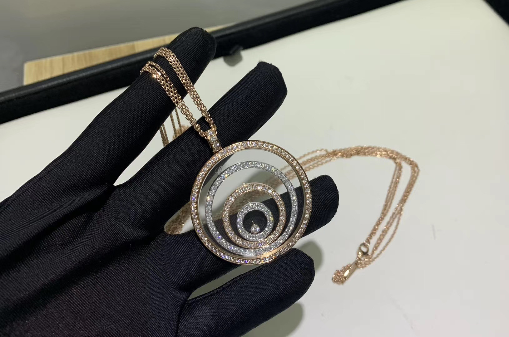 China Happy Diamonds Instagram Chopard Jewelry 18k rose gold No Gemstone wholesale