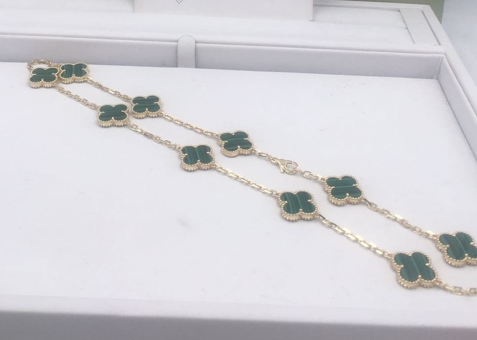 Buy cheap 10 Motifs Malachite Van Cleef And Arpels Alhambra Pendant Yellow Gold from wholesalers