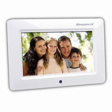 China 7-inch Digital Photo Frame with 480 x 234 Pixels Resolution and Full-functional Remote Control wholesale