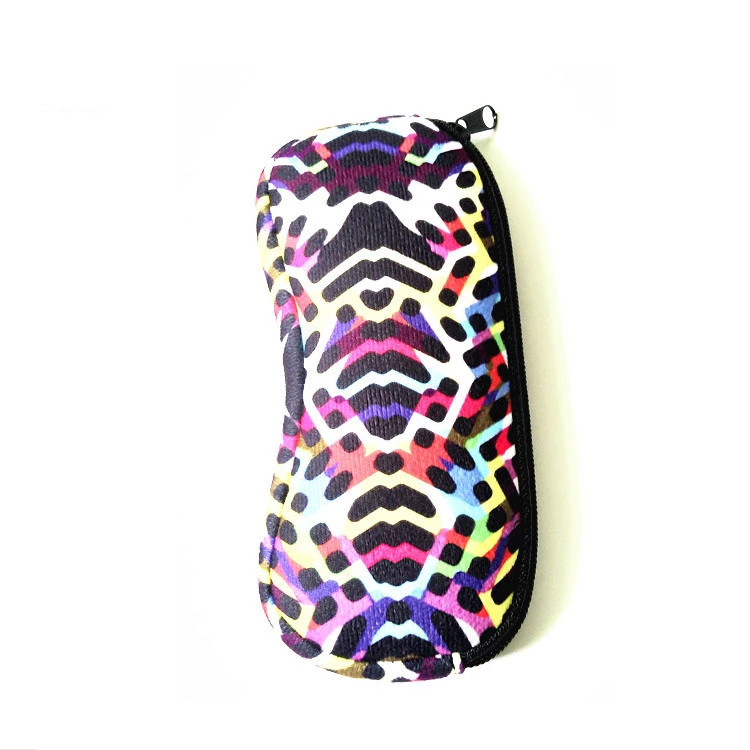 China Neoprene Sunglass Sunnies bag Glasses Optical Soft Carry Case.SBR Material. Size is 19cm*8.7cm. wholesale