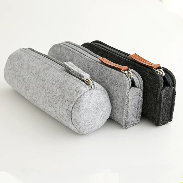 China Promotional zipper round felt pencil pouch/ pencil cases. size:20cm*6.5cm 2mm felt material. wholesale
