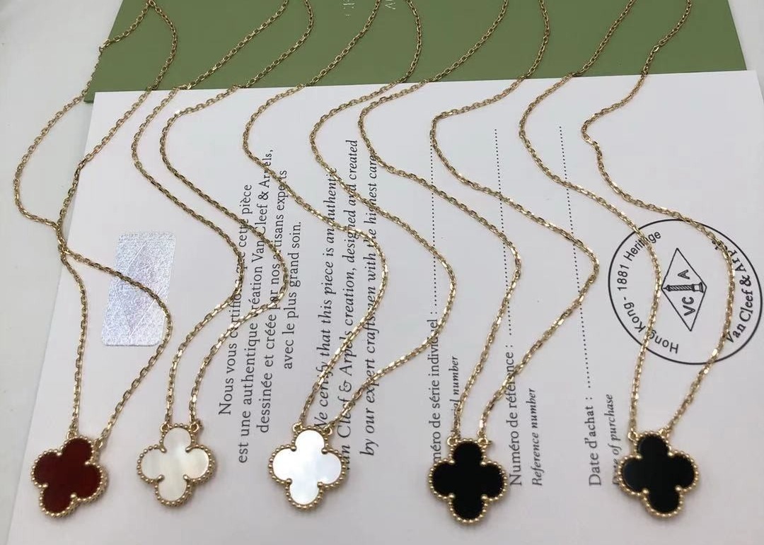 China Alhambra Pendant 18K Gold Necklace wholesale