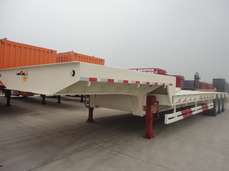 China 15m tridem pendel axles 150T Low Bed Semi-Trailer 91506TDZX wholesale