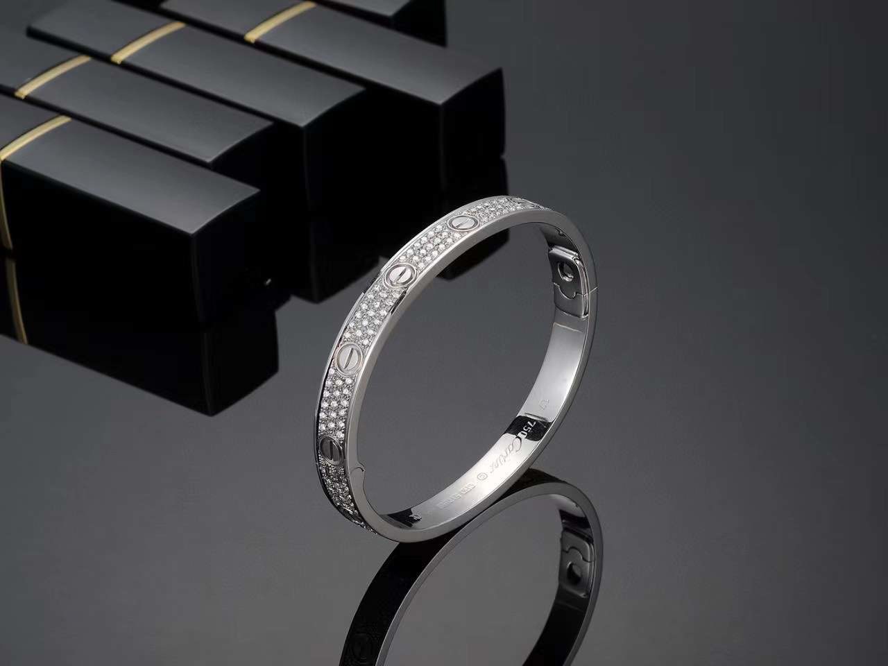 China One Of A Kind Love 18K 750 White Gold Diamond Wedding Bangle wholesale