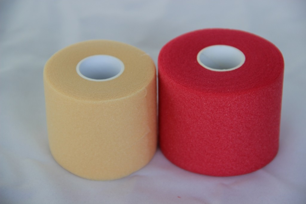 China Breathable Porous No Adhesive Sports Pre Wrap Foam Underwrap wholesale