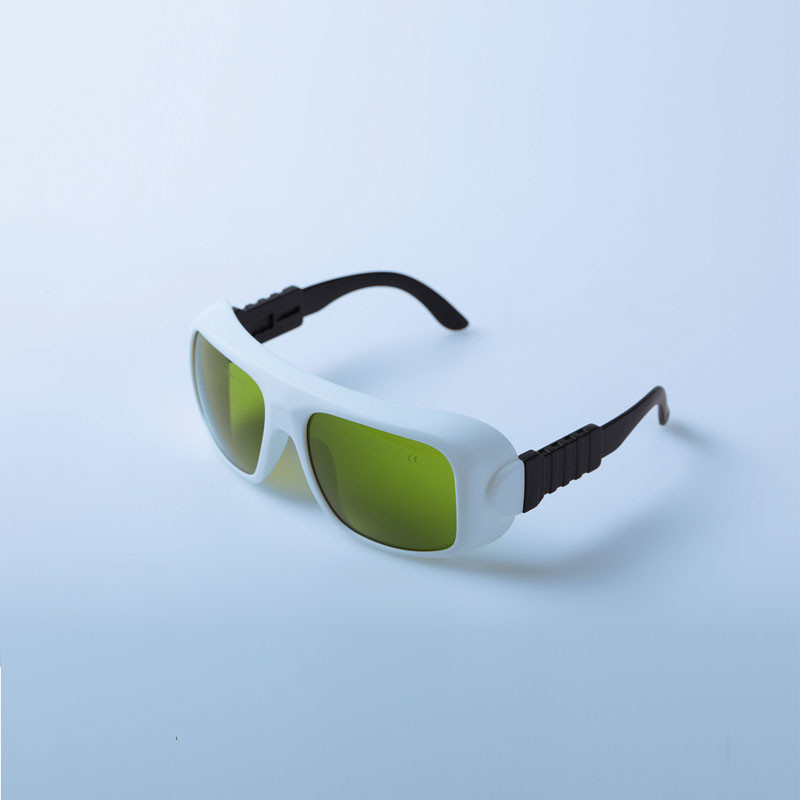 China Yag Laser Safety Eyewear Protective Glasses For Alexandrite, Diodes, ND: YAG wholesale