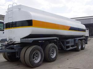 China 25000L Carbon Steel Draw Bar Tank Trailer with 4 axles for Fuel or Diesel Liqulid 	 6254GYY wholesale