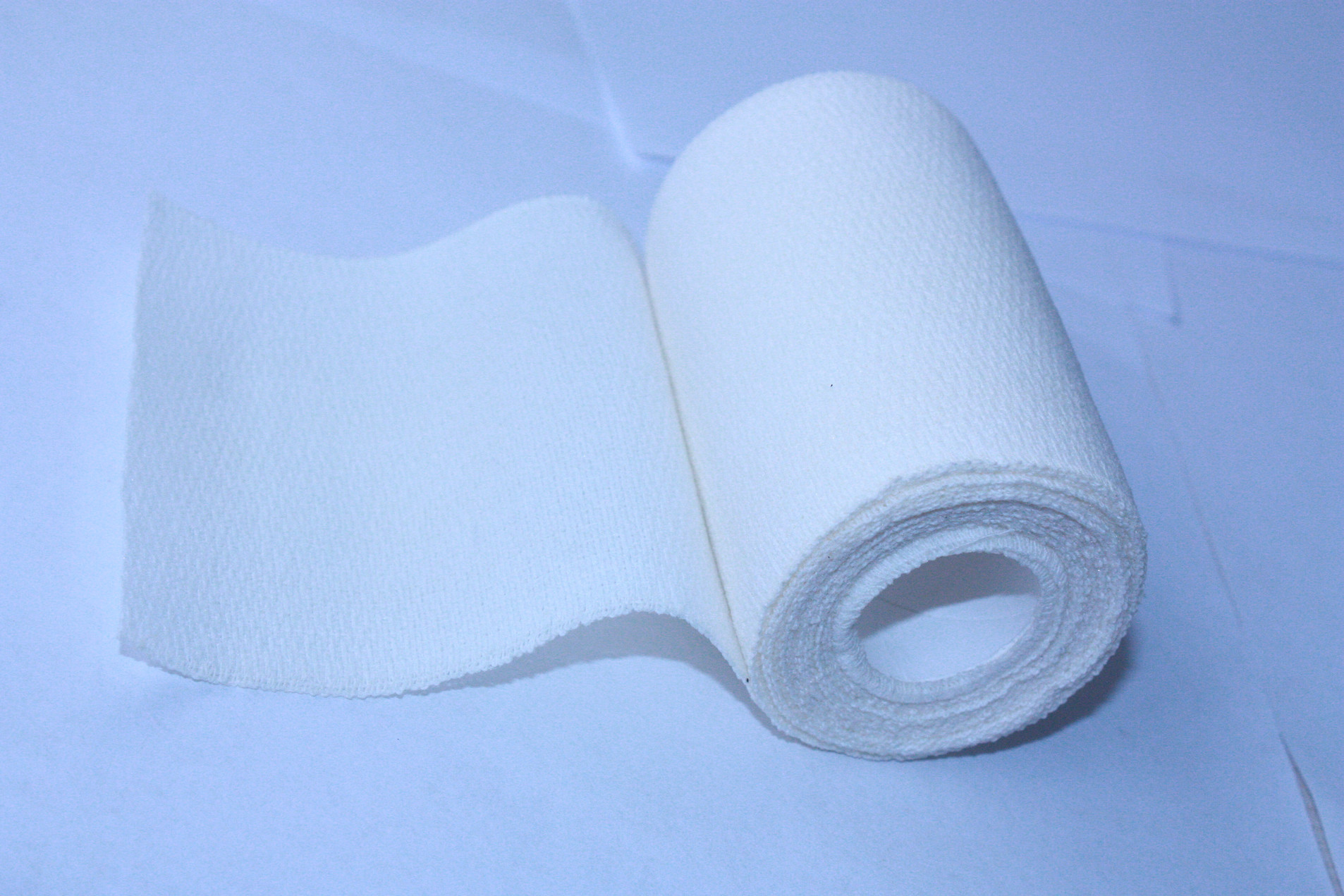 China Custom Self - adhesive Porous Cohesive Elastic Flexible Spandex Bandage Wrap wholesale
