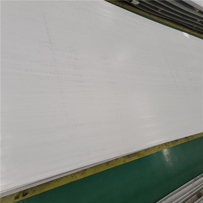 China 1220mm 1500mm 2000mm 3000mm 304 Stainless Steel Perforated Sheet  16 Gauge Hot Rolled wholesale