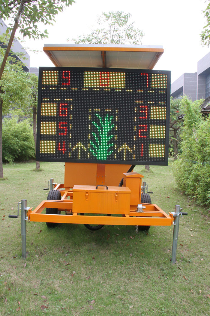 Trailer Mounted Programmable Led Moving Message Sign For Advertising