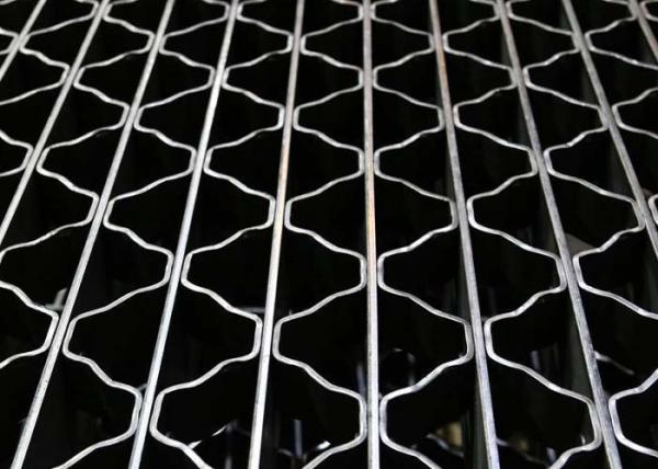 Quality Riveted Grating Has High Load Capacity, Anti-slip Surface for Floor, Walkway, Stairs, Bridge, Cover for sale