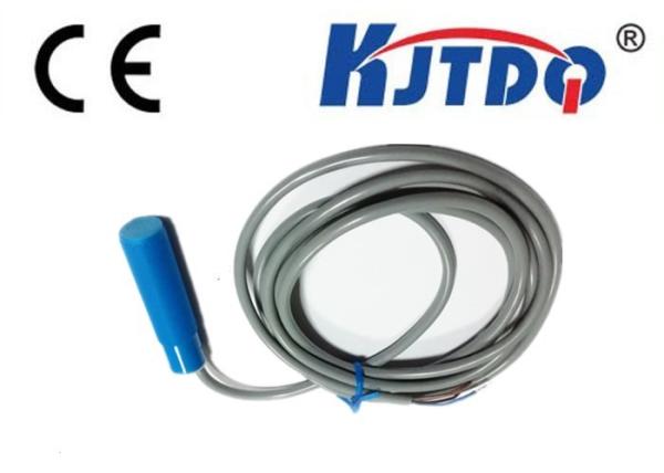 Quality Plastic Cylindrical M18 Capacitive Proximity Sensor With Adjustable Distance for sale