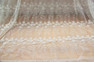 China Embroidery Floral White Tulle Lace Fabric For Dress Clothing / Scarf / Curtain 51.18&quot; Wide wholesale