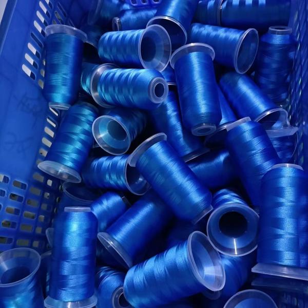 120d/2 Embroidery Thread 4000y-5000y Length Perfect for Professional Embroidery Machine