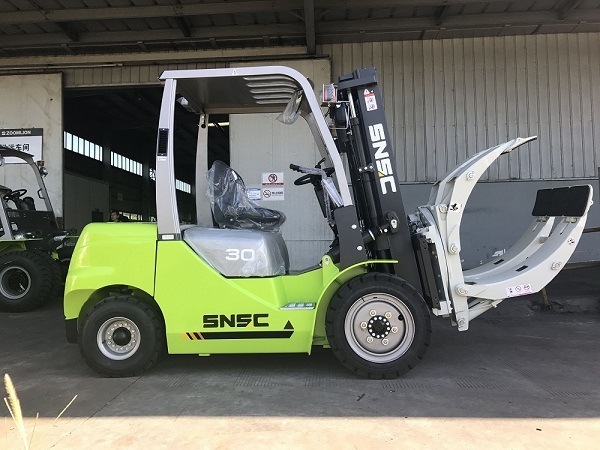 1000kgs-5000kgs Diesel Lift Truck SNSC Diesel Counterbalance