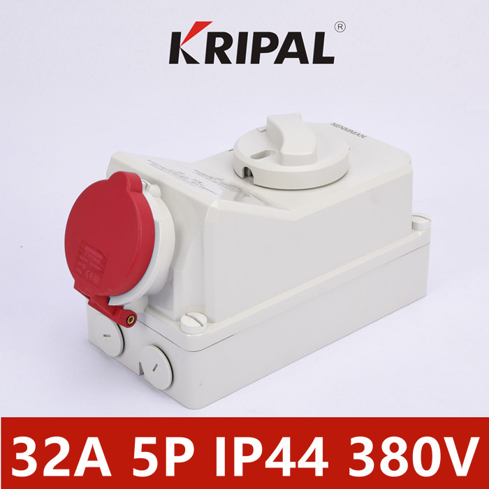 China Three Phase Interlock Electrical Switch Socket IP44 32 Amp 380V on sale