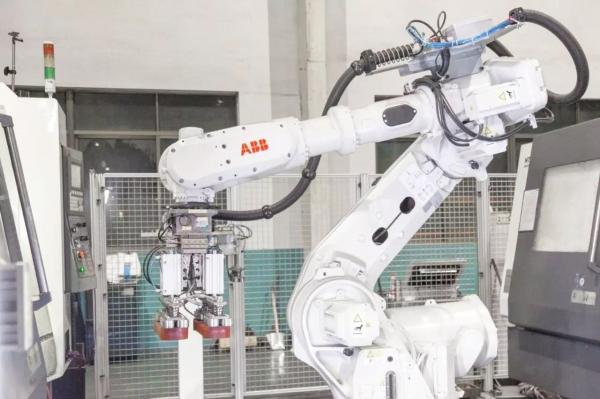 Quality Programmable Robotic Arm 150kg The Key To Efficiency And Accuracy In Manufacturing for sale