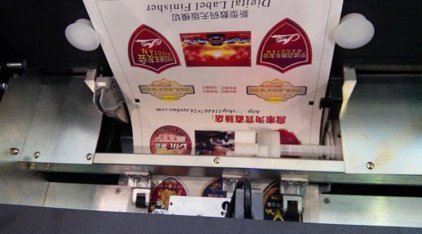 Quality A4 Size Auto Sheet Fed Digital Cutter For Label Solution in Cutting Paper Lables for sale