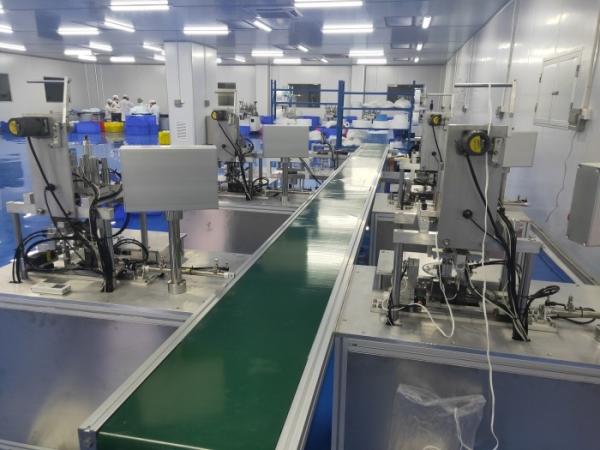 Quality All In One Surgical N95 / KN95 Automatic Face Mask Production Line Low Failure Rate PLC Program Control for sale