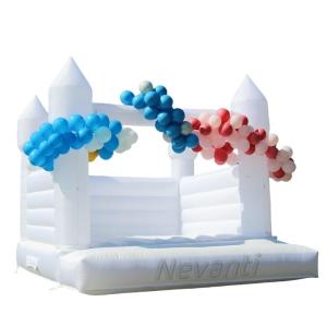 China Party Jumpers Inflatable Bouncer 2024 Design Castle Bounce House with Slide wholesale