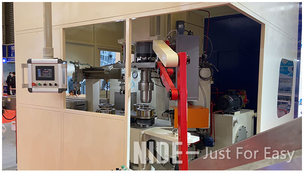 Full Automatic Aluminum Rotor Casting Machine With 4 Stations