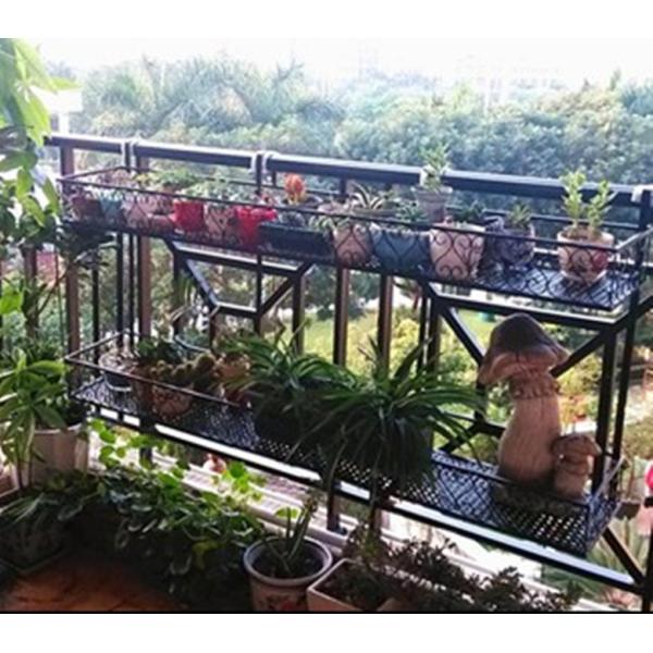 Wrought Iron Hanging Balcony Plant Pots , 30cm Length Balcony Plant Pot Holders