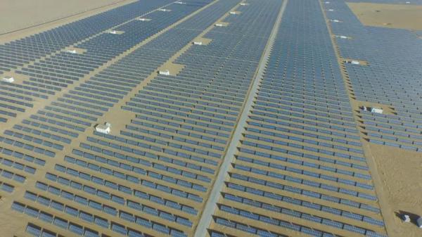 Quality Solar Tracking System With Smart Solar Tracker Controller Battery for sale