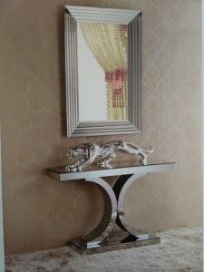 Popular White Gloss Console Table With Wall Mirror Opsite Double C Design