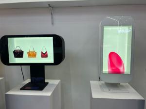 China 21.5/32/55/86 Inch Transparent LCD Display Box With Interactive Touch Screen Hologram Boxes wholesale