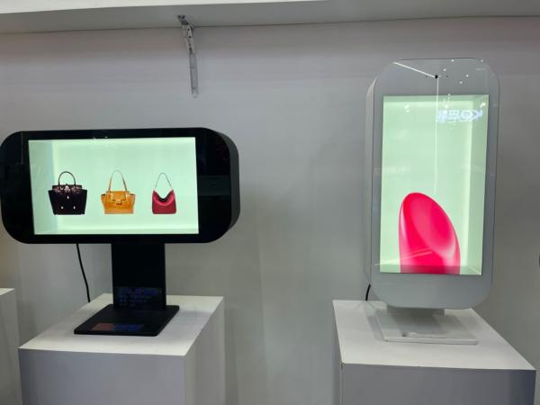 21.5/32/55/86 Inch Transparent LCD Display Box With Interactive Touch Screen