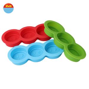 China Easy release smiley face shaped non plastic large wholesale make your own custom personalized silicone ice cube tray mol wholesale