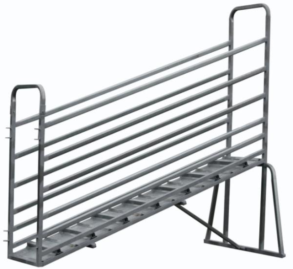 Quality Galvanized Adjustable Wire Cattle Panels , Durable Cattle Loading Ramp for sale