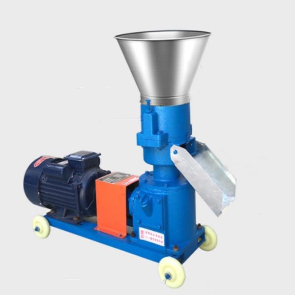 Quality 200-300kg/h  Feed Pellet Maker Smooth Surface And Moderate Hardness Feed Pellet Maker For Various Animals for sale