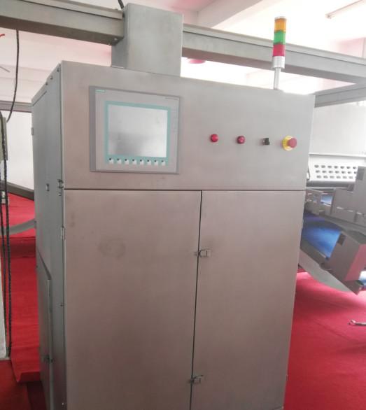 Quality Siemens PLC Industrial Laminator , Automatic Pizza Making Machine With Two Sets Laminating for sale