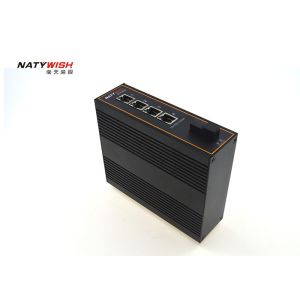 China Compact Industrial Gigabit Ethernet Switch Supply Power To Surveillance Cameras wholesale