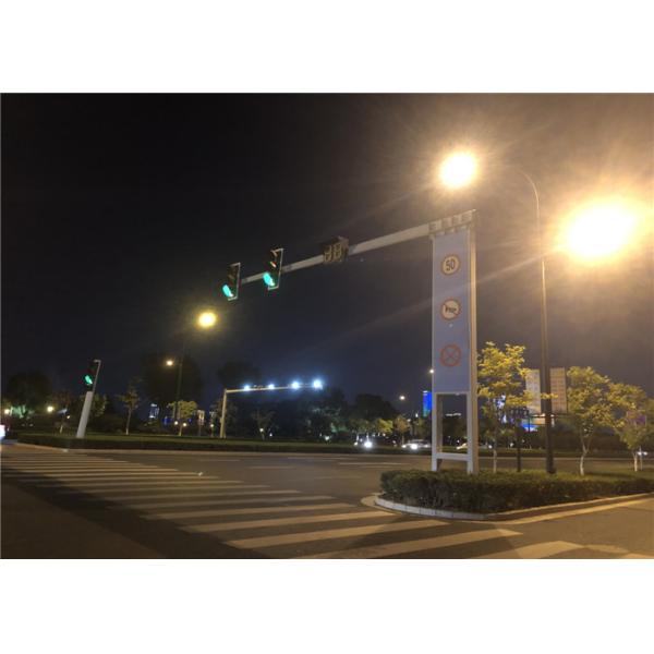 Telescopic Street Lamp Pole Flexible Arm Pole Road Sign Poles Traffic Light Sign