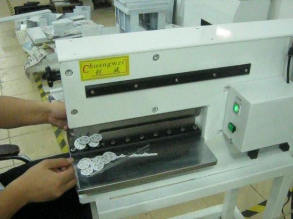 Quality Pneumatic PCB Depanelizer Machine with PCB Separator for One Year Warranty for sale
