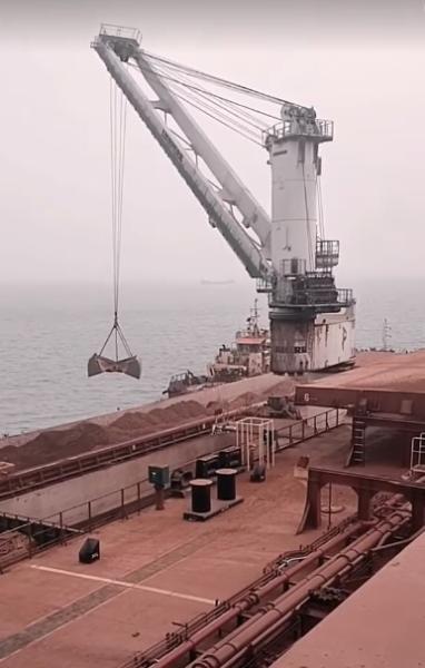 Quality Customizable Heavy Lifting Floating Container Crane  CCS BV Certificated for sale