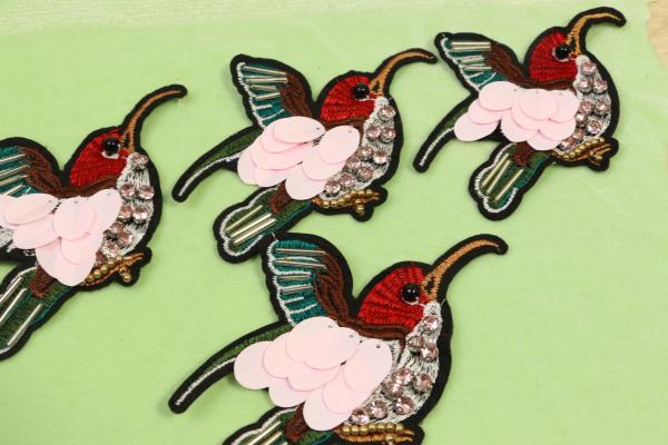 Quality Multicolored Bird Embroidered Patch Ecofriendly Personalized With Sequin for sale
